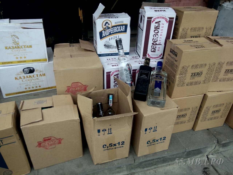 Полиция хотела купить на Ленинском рынке 2 ящика водки