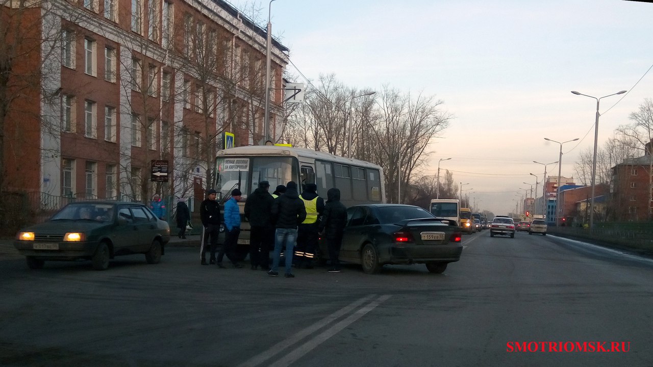 В Омске на 24-й Северной произошли две аварии