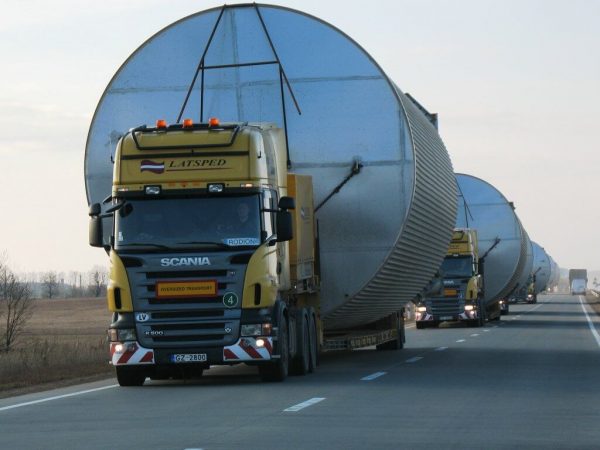 Перевозка негабаритных грузов: особенности и рекомендации